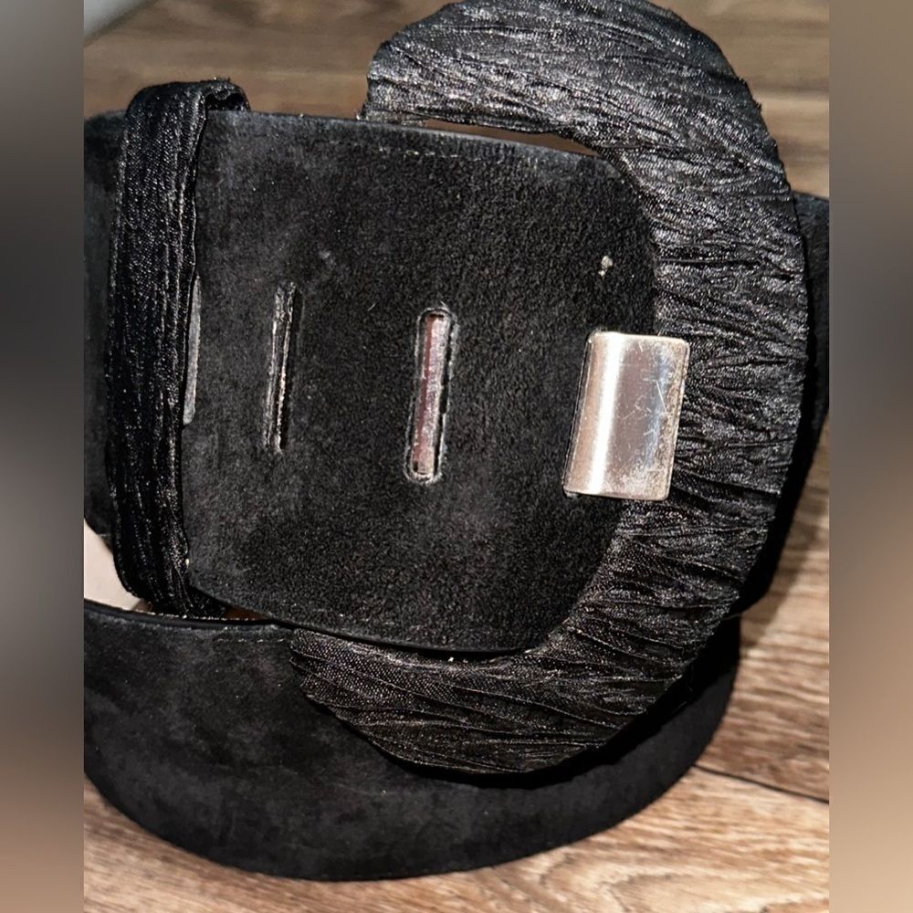 STEVEN suede half moon jacquard buckle